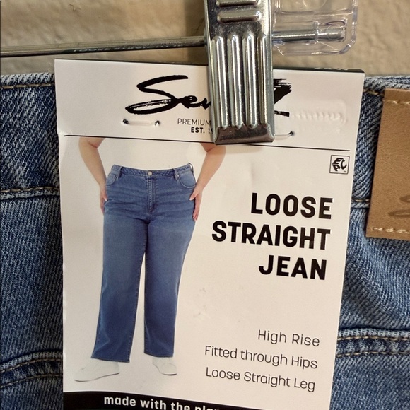 Seven7 Denim - NWT Size 24W Seven7 Loose Straight Jean